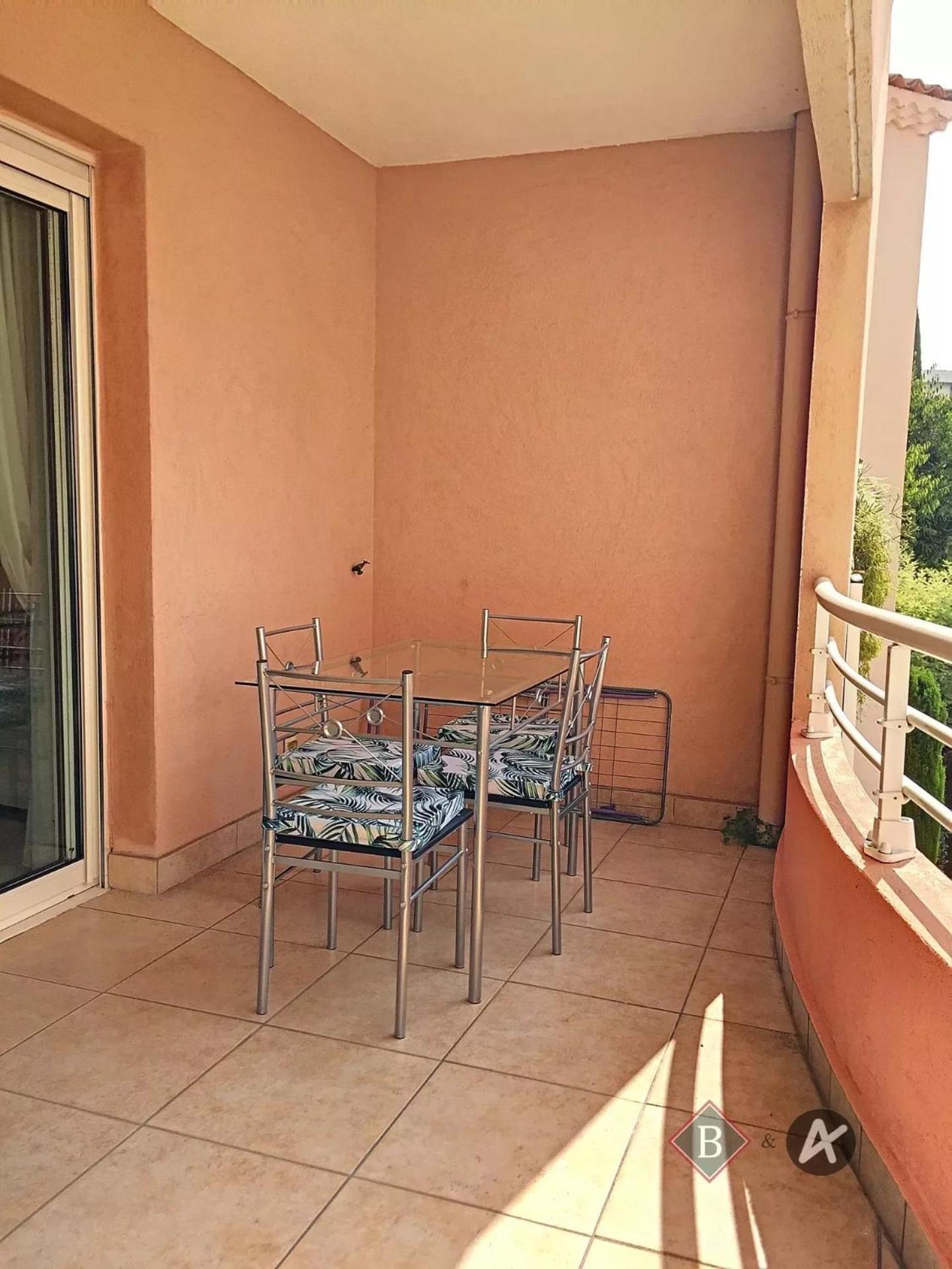 Appartement 2 Pieces Meuble - Piscine *